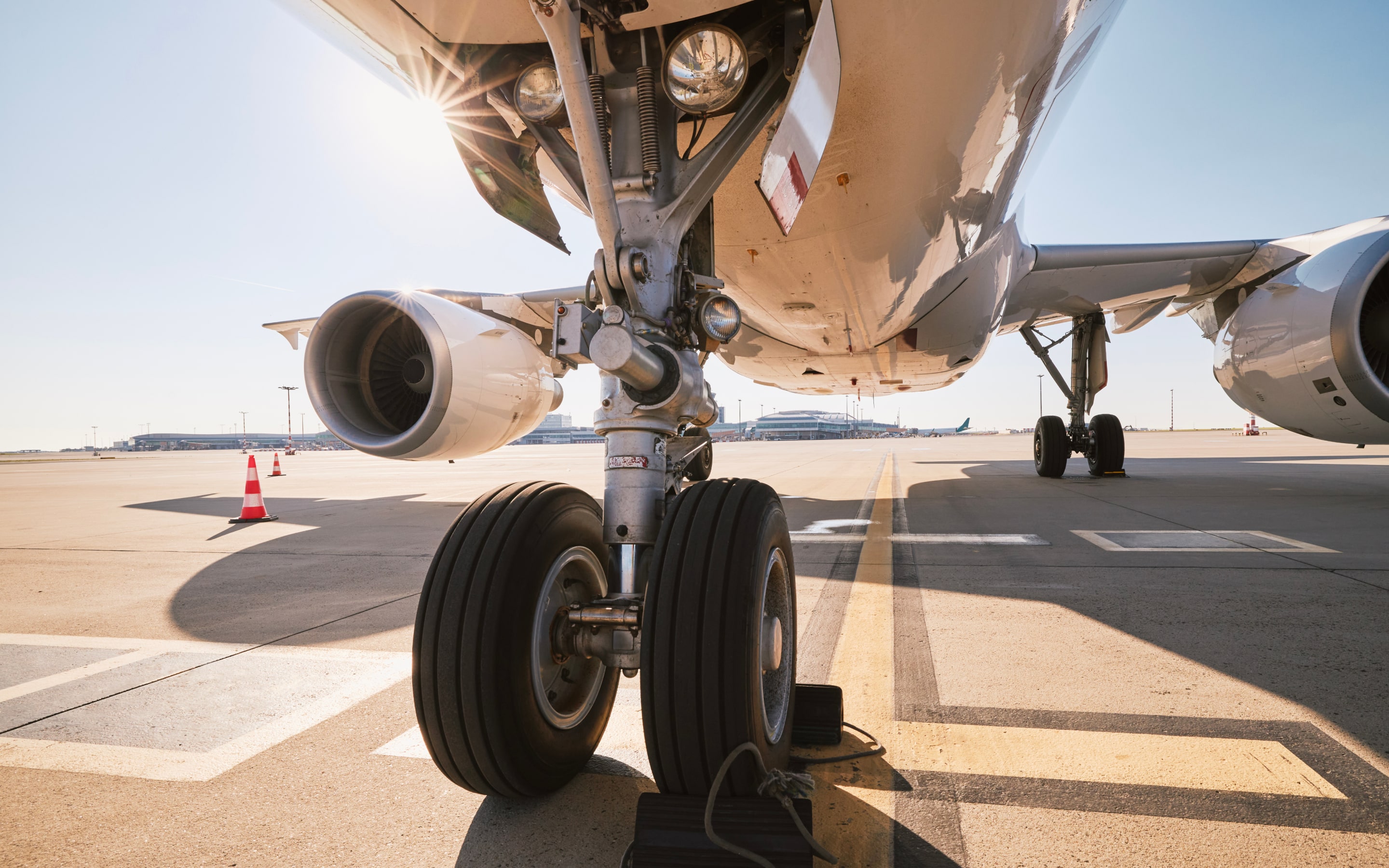 flugzeug-fahrwerk-safety-management-system