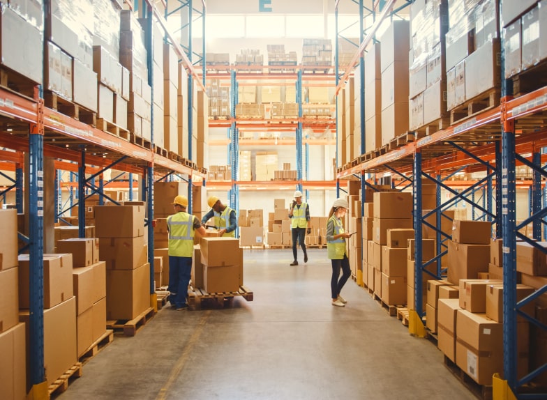 logistik-lager-industriebetrieb